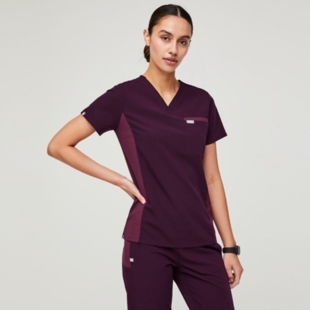 Figs REMIX Catarina Scrub Top